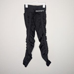 SKINNIFY Black Resistance Band Leggings Small